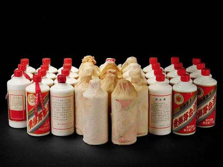 马尾日照岚山回收酒价格哪里回收(附近上门回收茅台酒）?